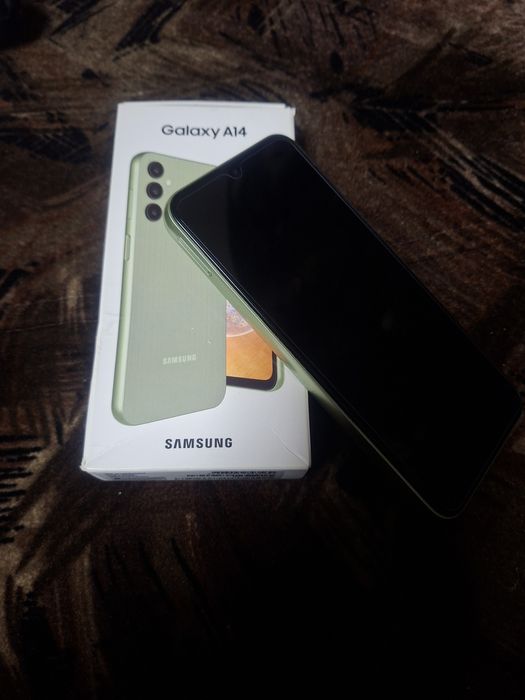 Samsung galaxy A14 aproape nou