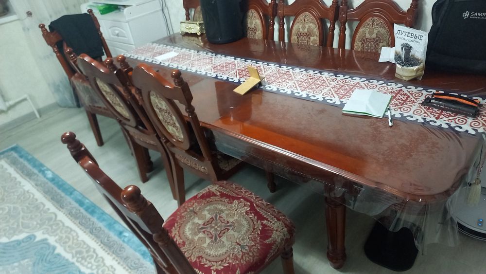 продам большой стол