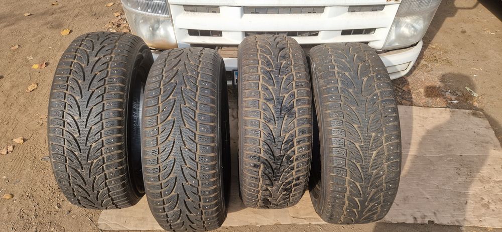 Продам зимние шины .