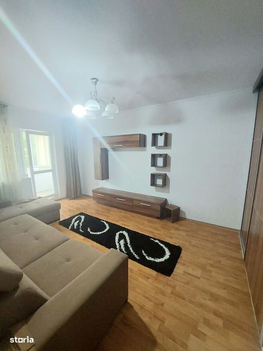 Decebal - 3 camere mobilat și utilat,et.2 , PC , decomandat