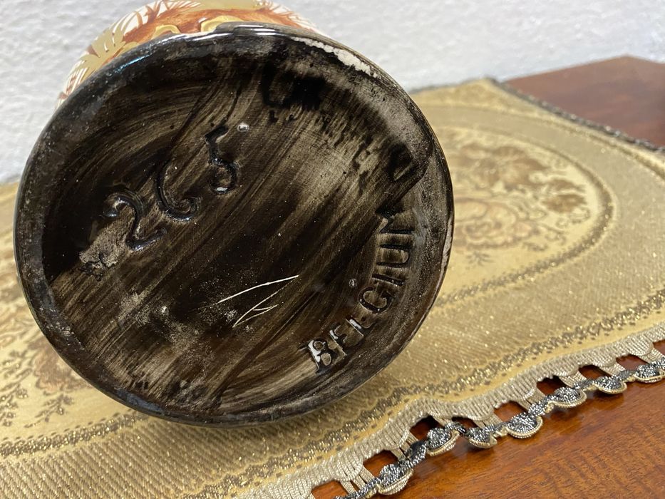 Белгийска порцеланова кана ваза