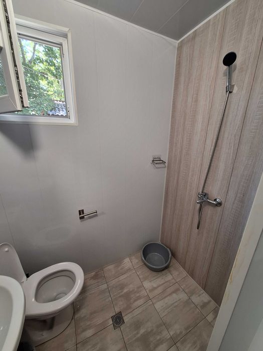 В бунгало с веранда на 200м от плажа на Ахтопол