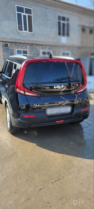 Kia 2022 yil 888