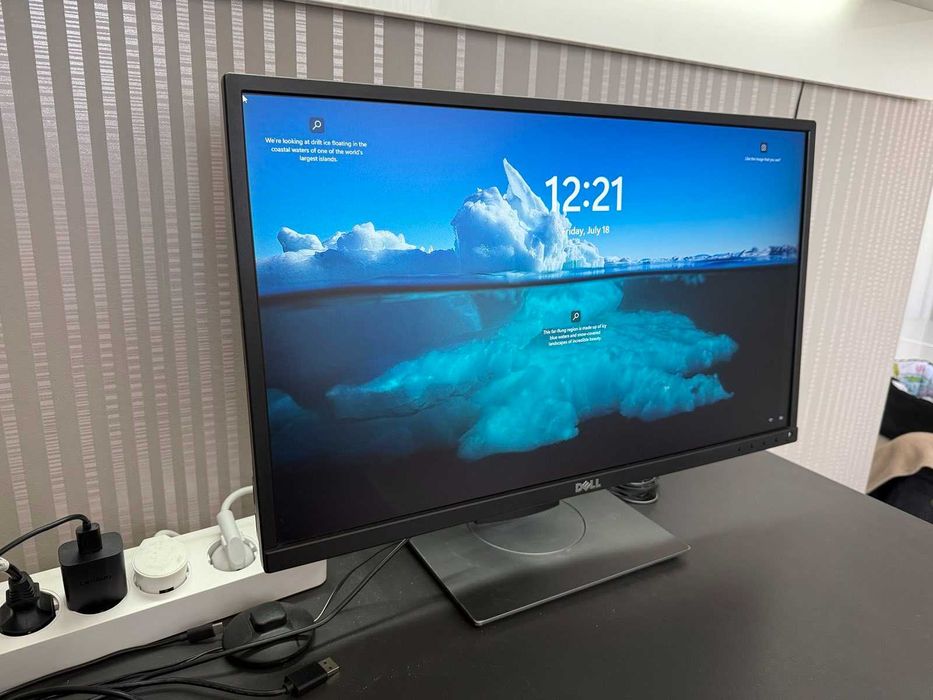 Монитор Dell P2417H - 24 инча