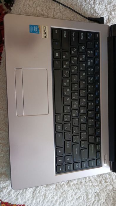 Ноутбук DEXP б/у