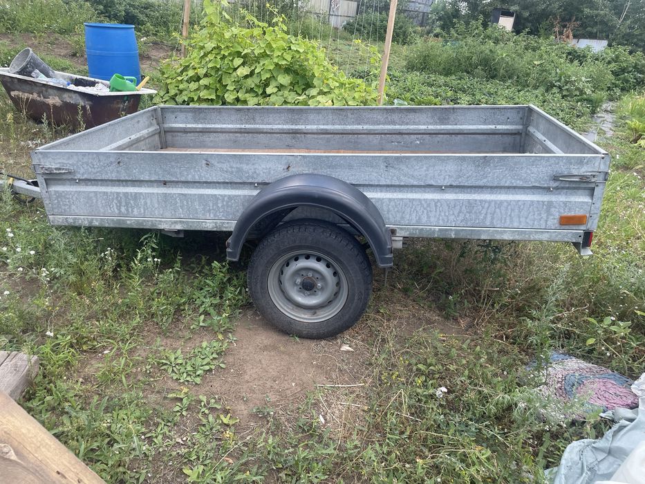 Легковой прицеп