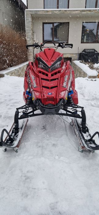 Snowmobil Polaris Khaos RMK 850
