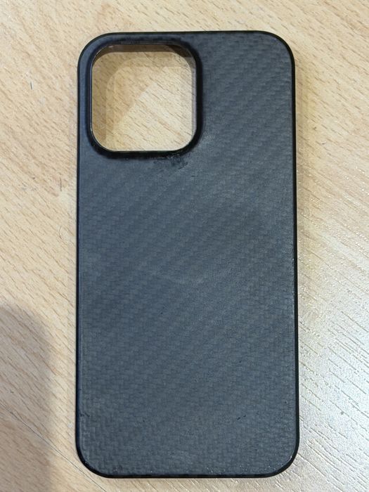 Чехол Pitaka на айфон 13 pro.