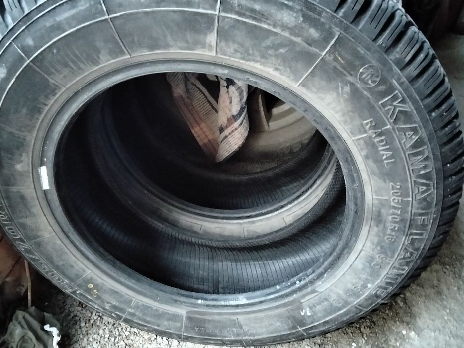 Продаются покрышки