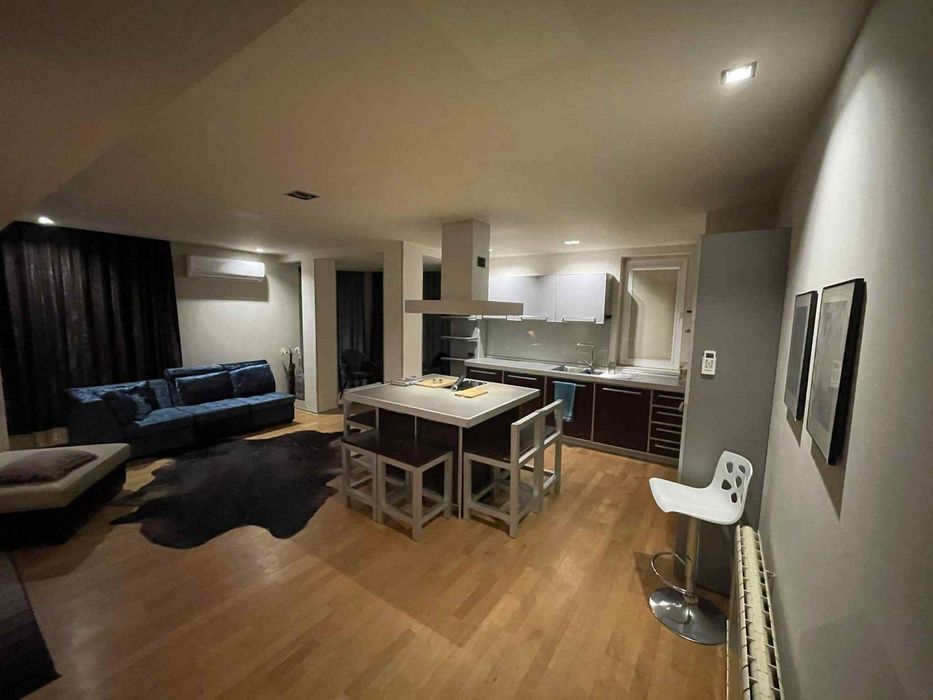 Дава се под наем Двустаен апартамент в Варна, Бриз - 80 кв.м за 747.66 € - Снимка #3