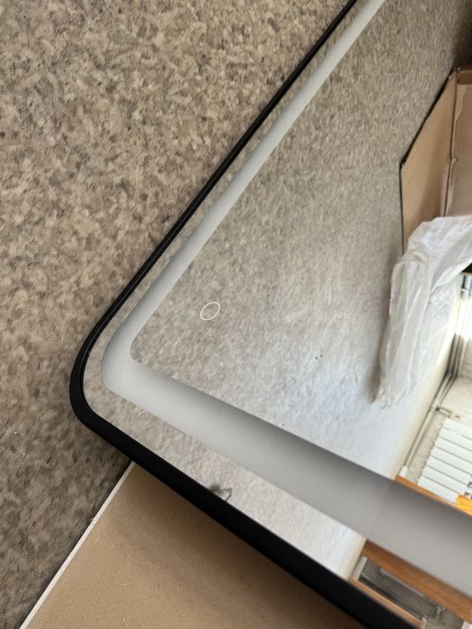 Зеркало с подсветкой