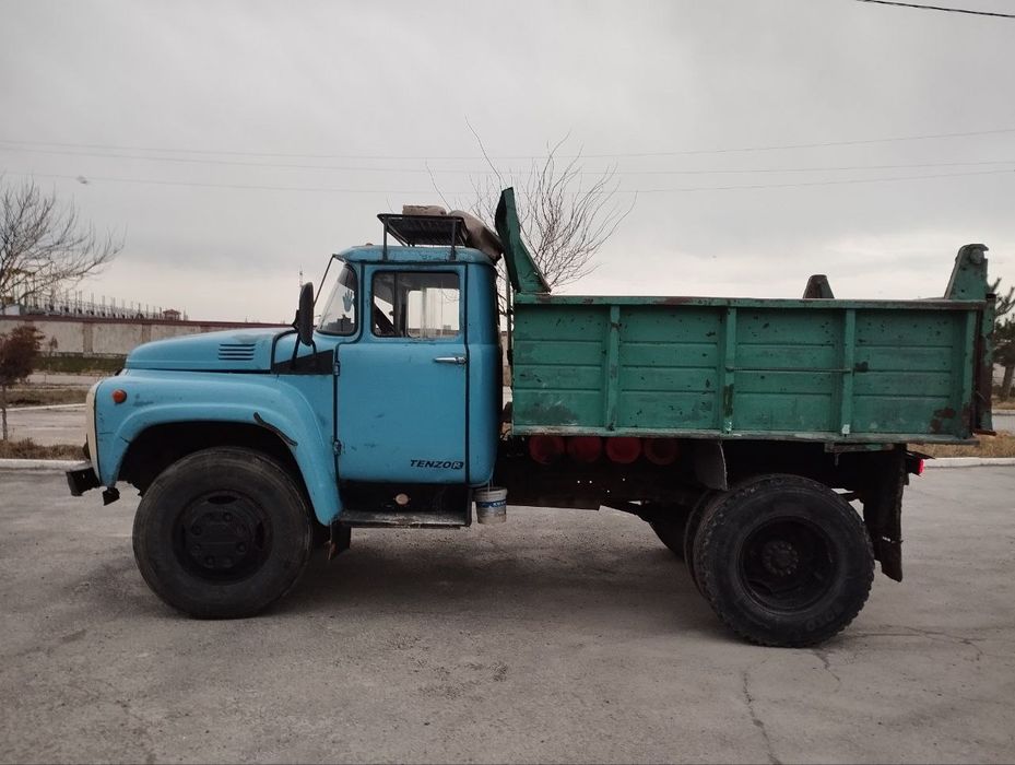 Zil Ural mator yurip turipti sostayanyasi yaqshi