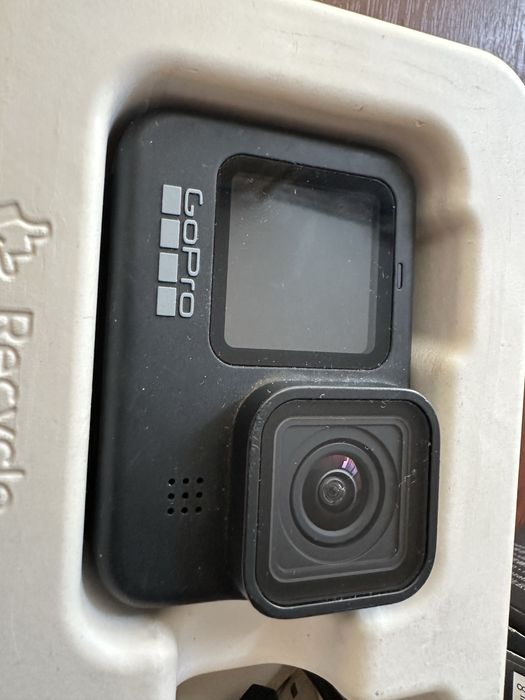 Екшън камера GoPro HERO9 + 63броя аксесоари и куфарче