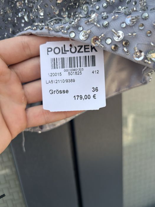 Compleu elegant Laona – top cu paiete & fustă cu talie decorativă