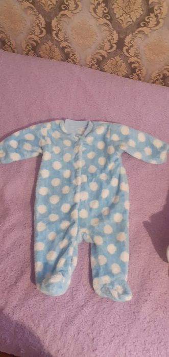 Продам детские комбенизоны