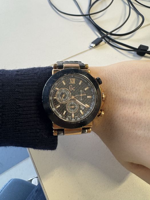 Часы gc продаются