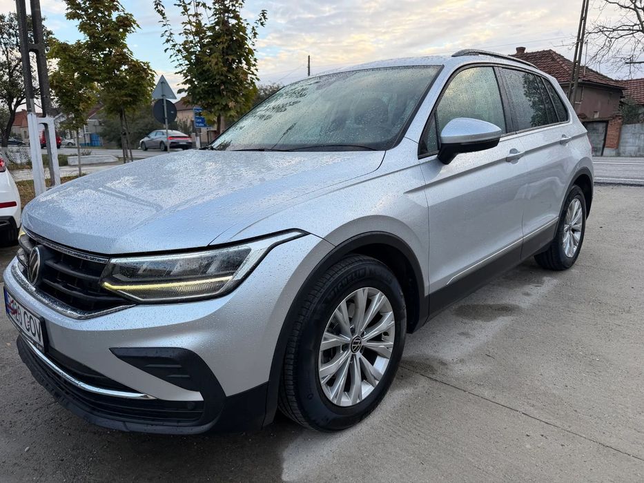 Volkswagen Tiguan Automat, Distronic, Led matrix, Incal volan scaune.