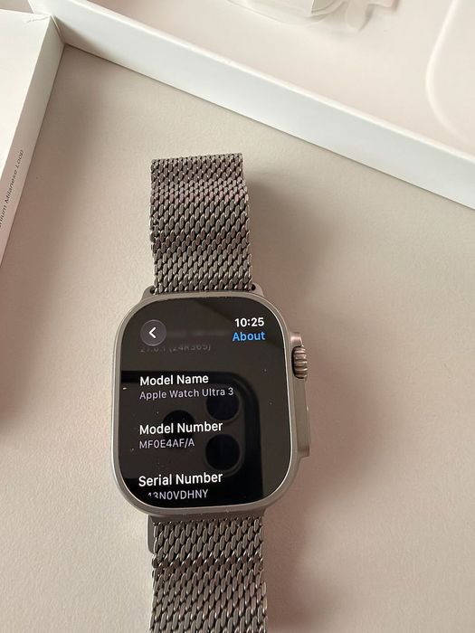 Apple Watch Ultra 3 49mm Titan Natural