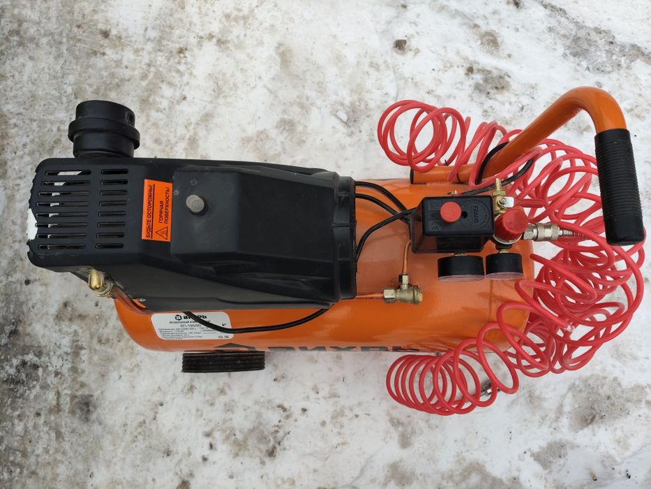 Продам компрессор