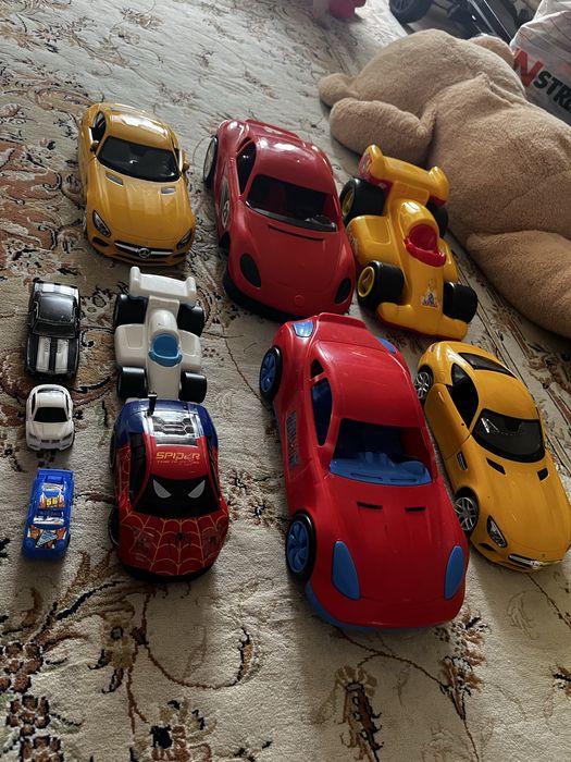 металлические машинки