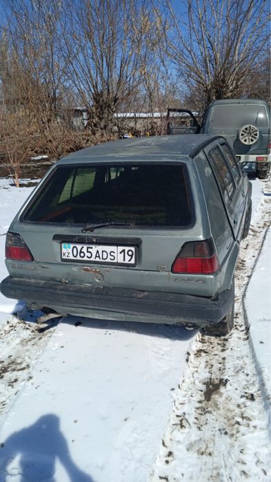 Продам гольф 2 на запчасти