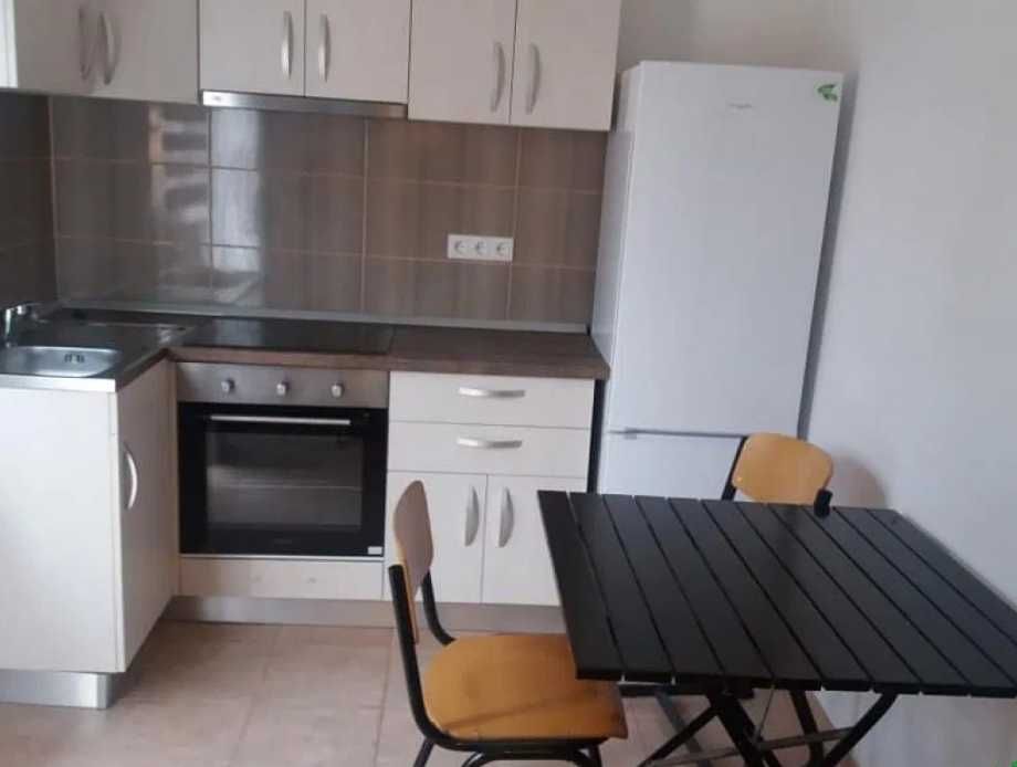 Дава се под наем Едностаен апартамент в Пловдив, Централна гара - 45 кв.м за 158.1 € - Снимка #1