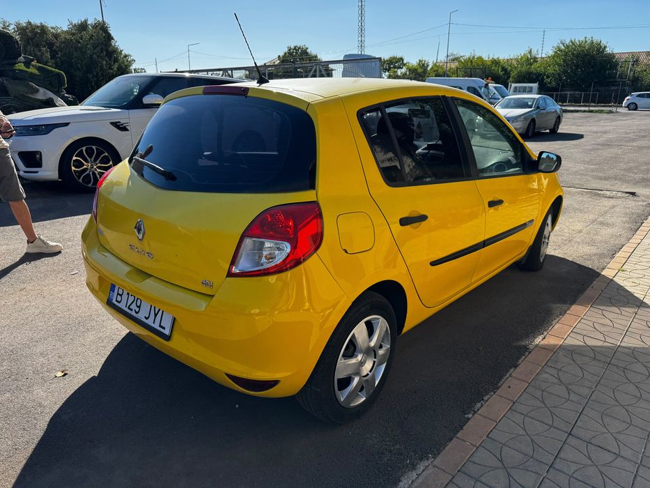 RENAULT Clio 2012 — imagine 3