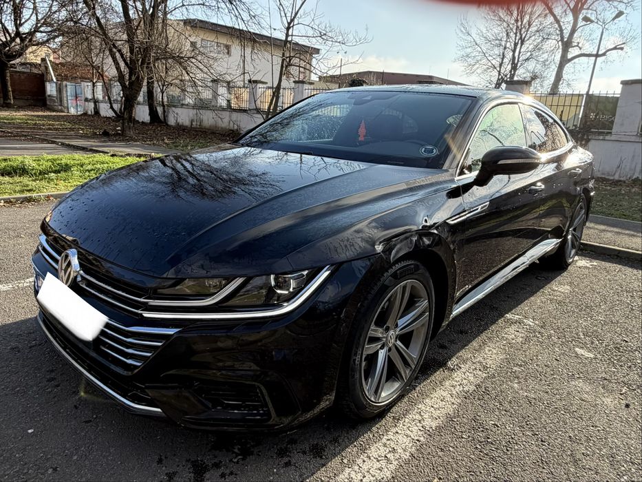 Vw arteon usor avariat