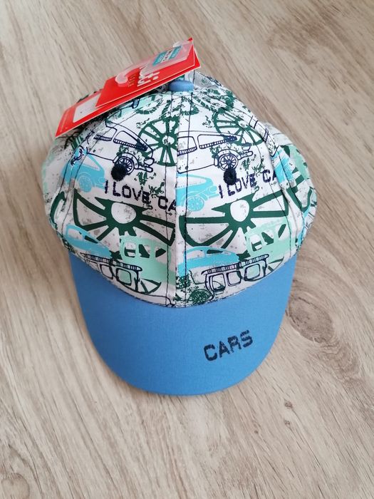 Лятна шапка за момченце