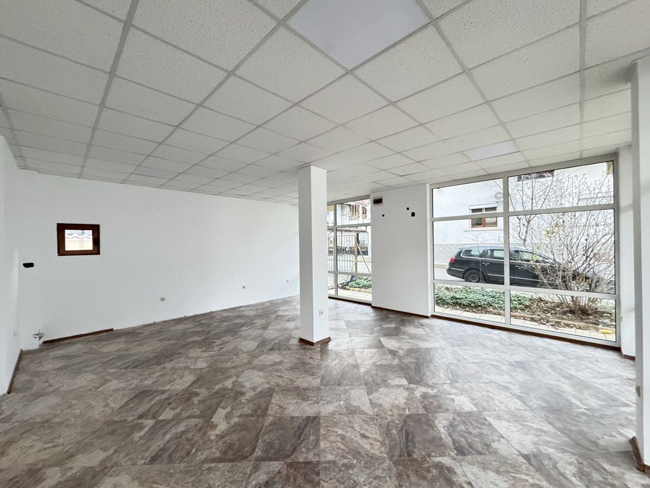 Продава търговско помещение в гр. Казанлък