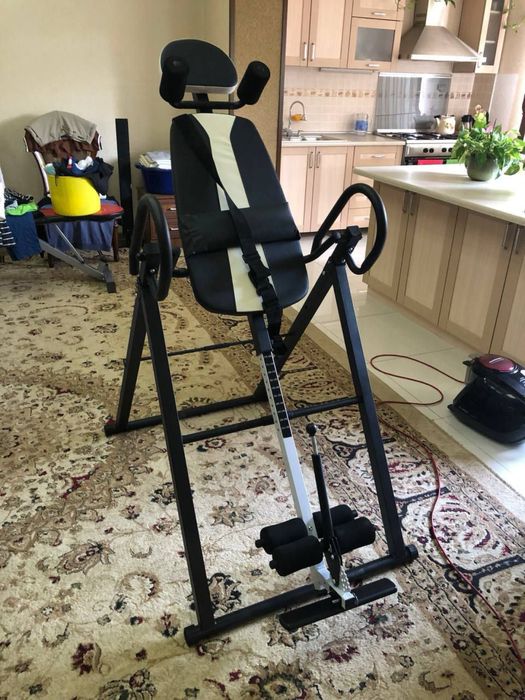 Инверсионный стол для грыжи позвоночника