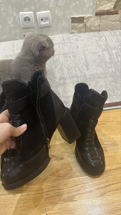 Сапожки ботильоны