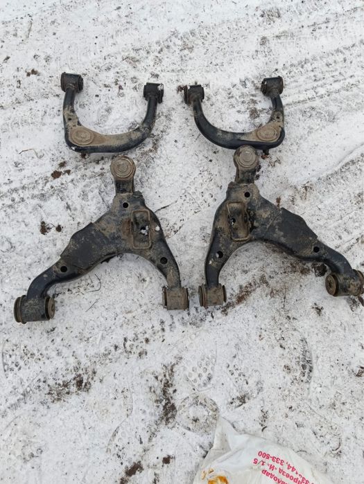 Рычаги Тойота Прадо 150 , б/у