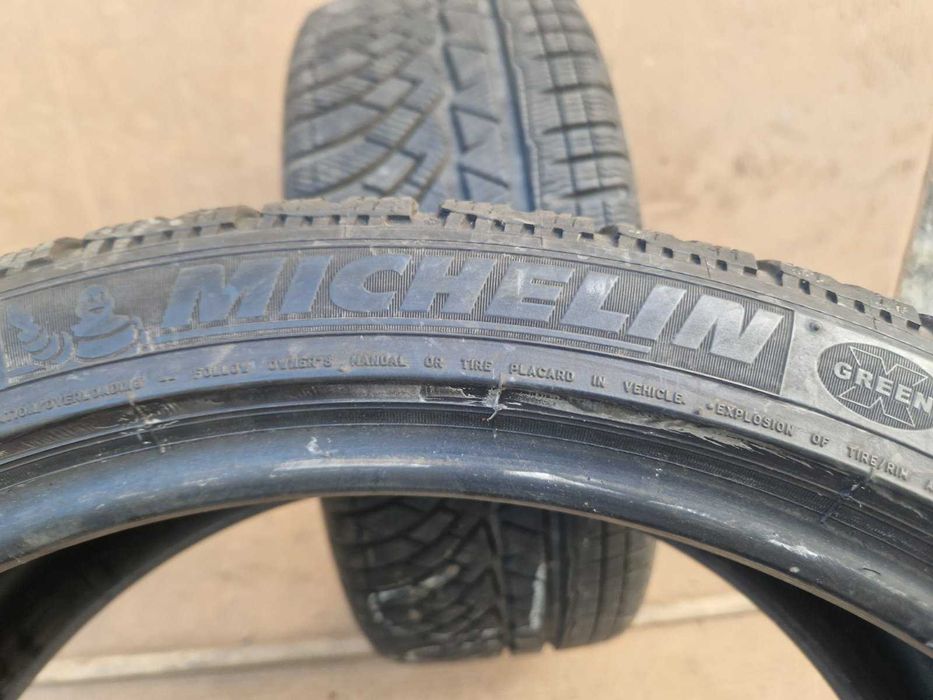 2 Michelin R19 225/40
Зимни гуми 
DOT3018