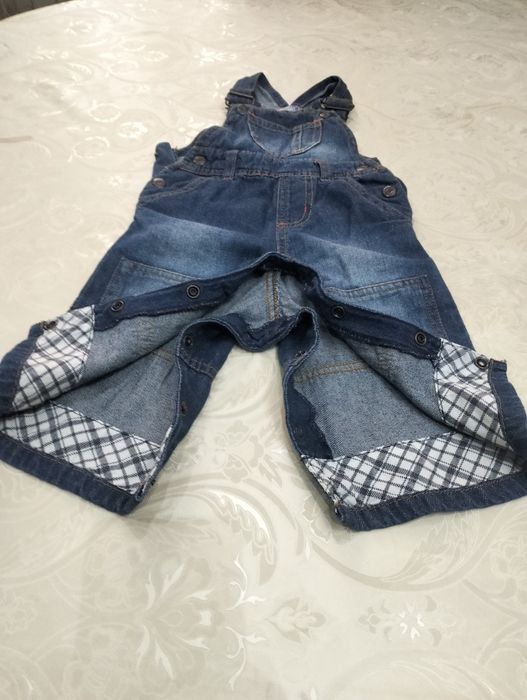 Джинсовый комбинезон