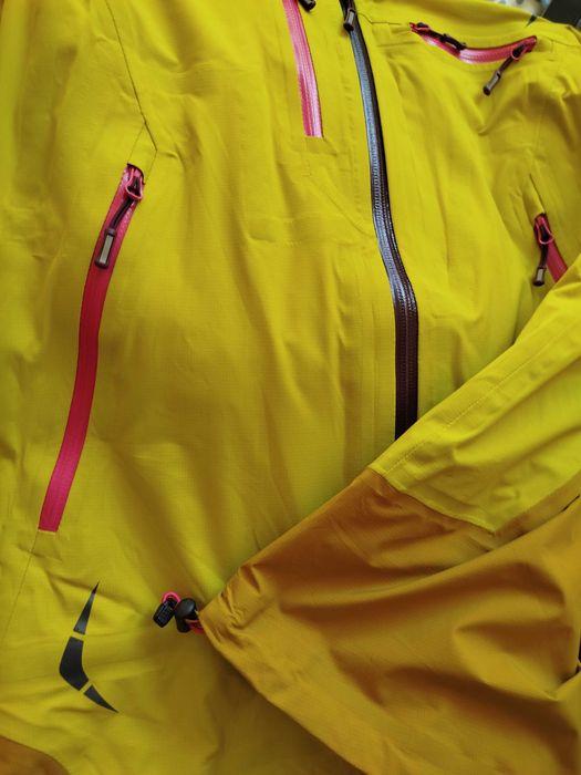 дамско яке Bergans, размер S