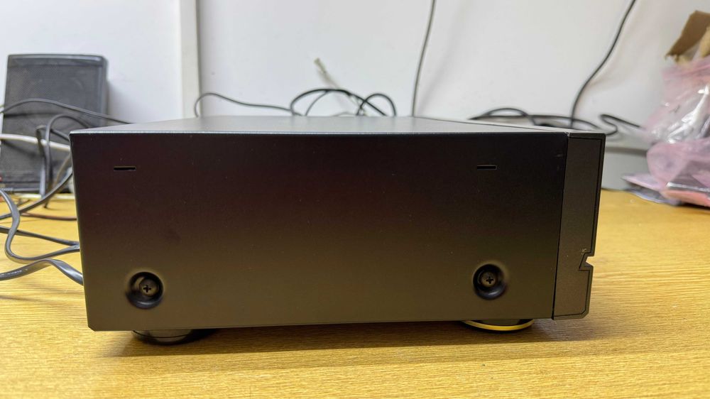 Egalizator Universum EQ46010