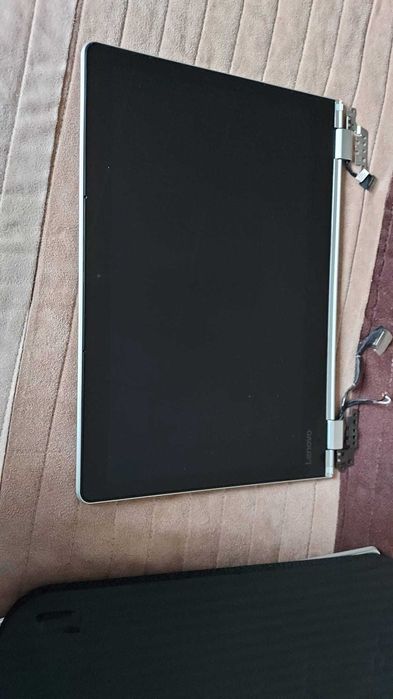 Display 11.6 inch, 1920 x 1080 (16:9) FHD de la Lenovo Yoga 710-11ikb