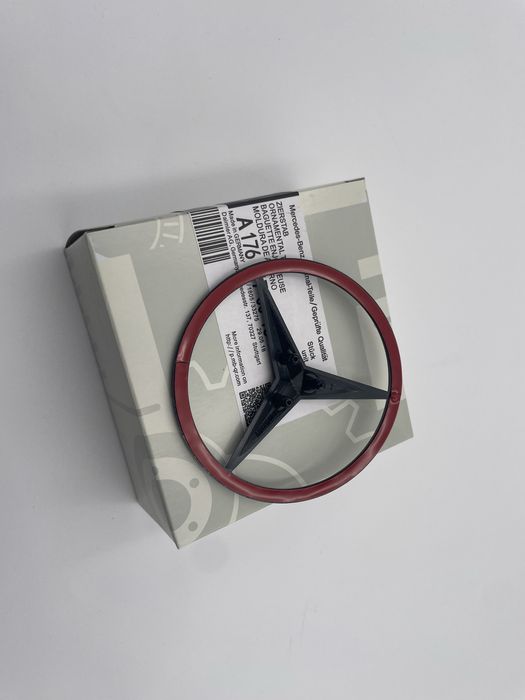 Emblema Mercedes W176 A haion negru