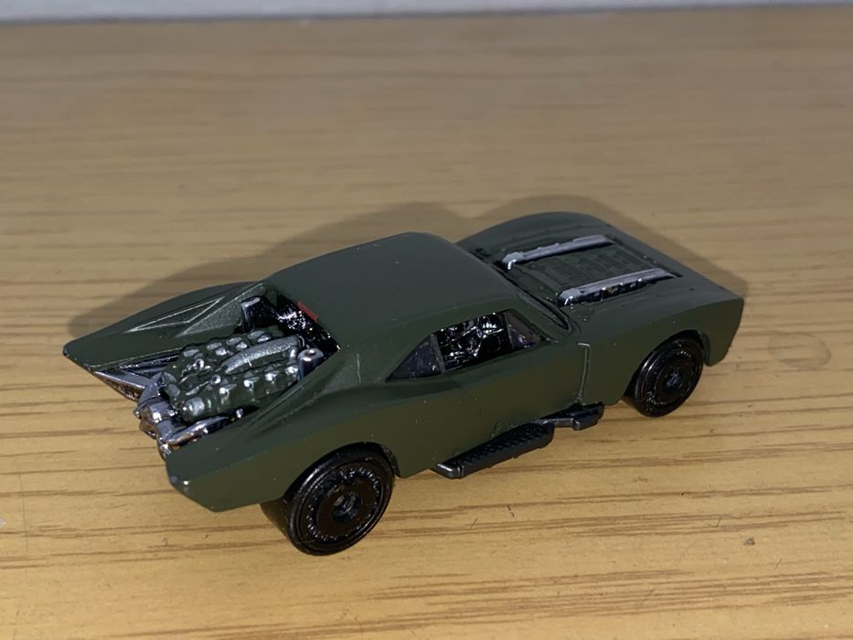 Bat mobile  hot wheels