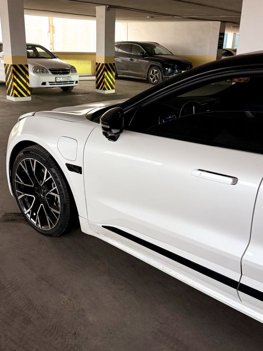 Zeekr 001 сотилади