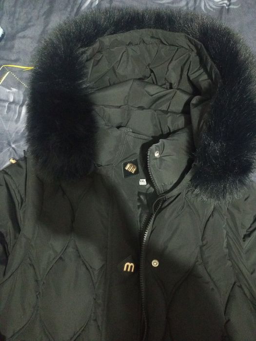 Продам куртку теплая женская