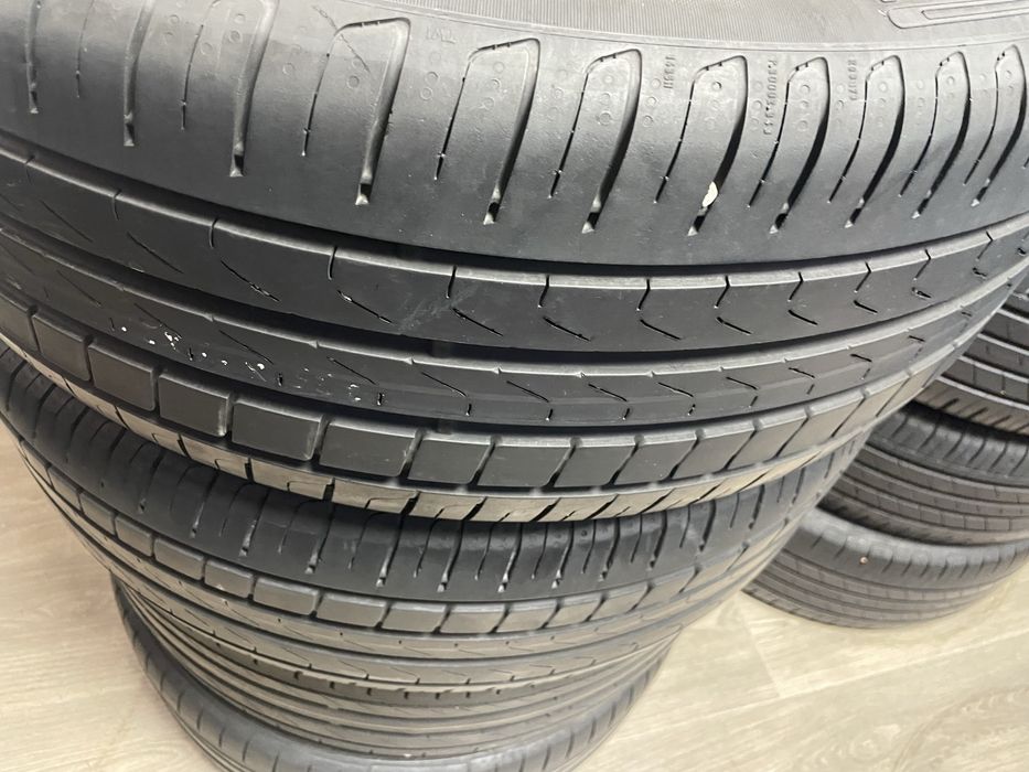 Продам шины 235/45 R20