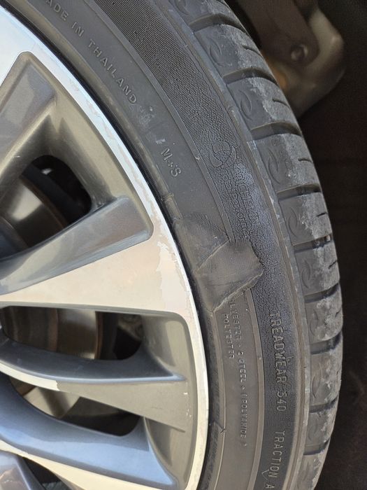 Продам резину 245/40/19 Michelin (Мишлен)