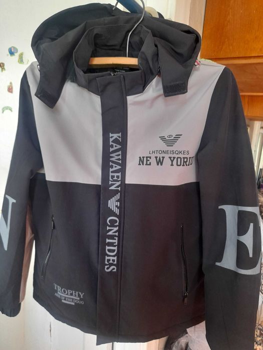 Продаётся куртка