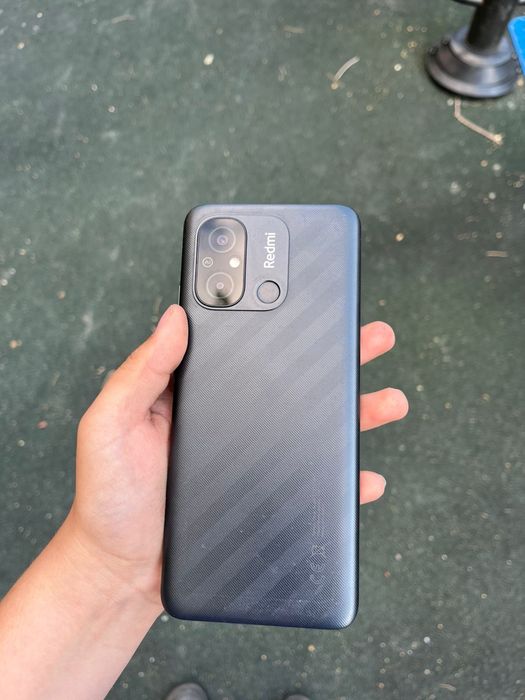 Продам телефон Редми 12с