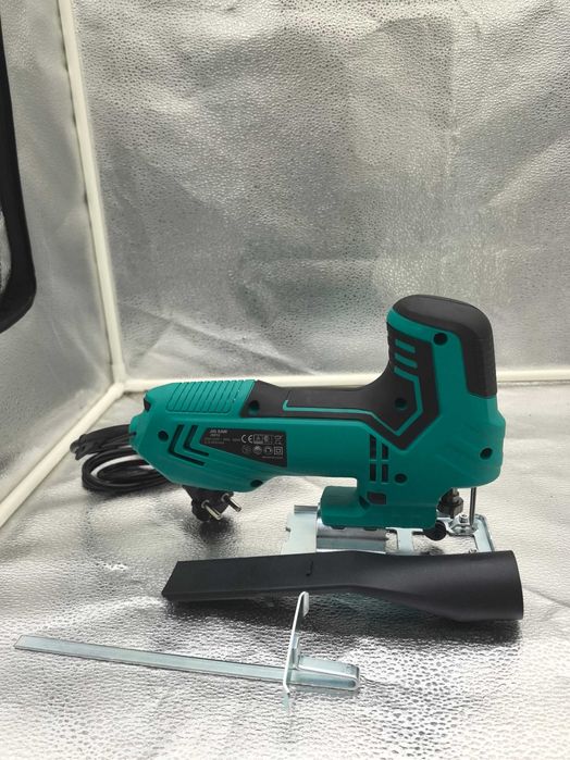 Fierastrau pendular 650W, 6 viteze, taiere la 45°