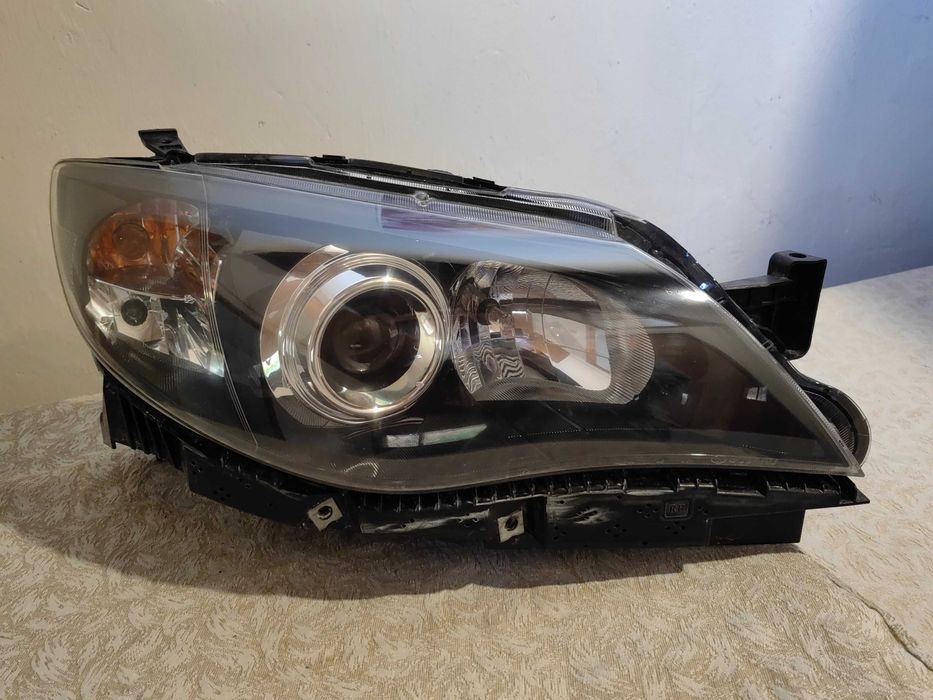 Фар Subaru Impreza D2S Xenon десен / Фар Субару Импреза Оригинален