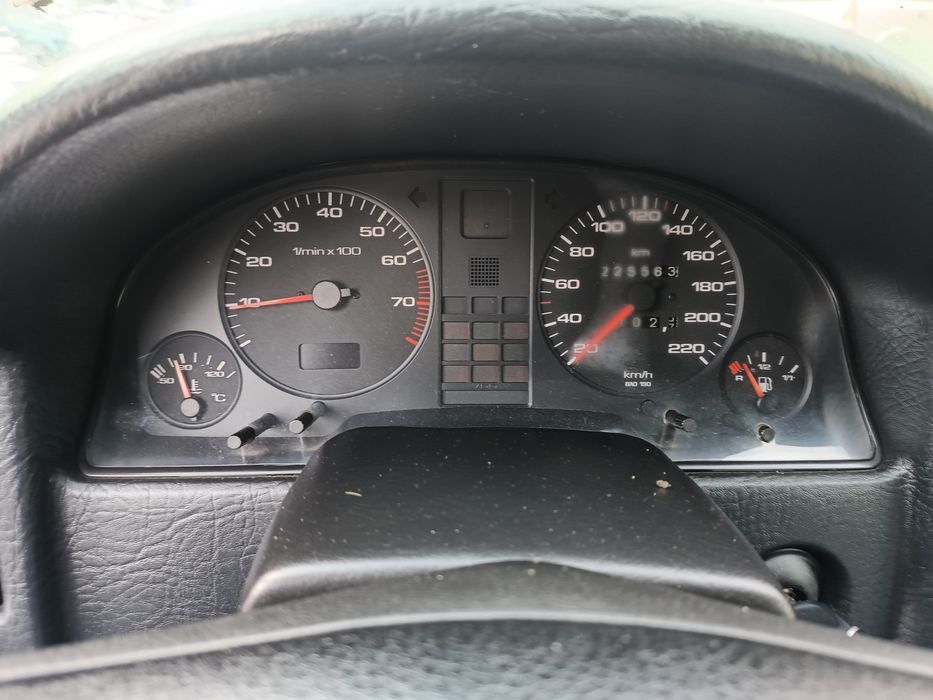 Ауди 80 АВАНТ 1.6/101 (НА ЧАСТИ)