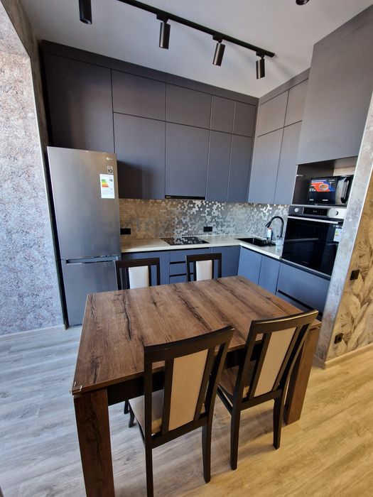 Сдам  3х комнатную квартиру